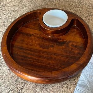 Wooden tray for chips or vegetables with plate for deep